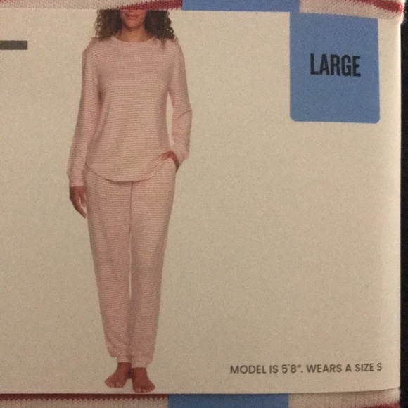 Loft pjs Loft pjs - Picture 4 of 6